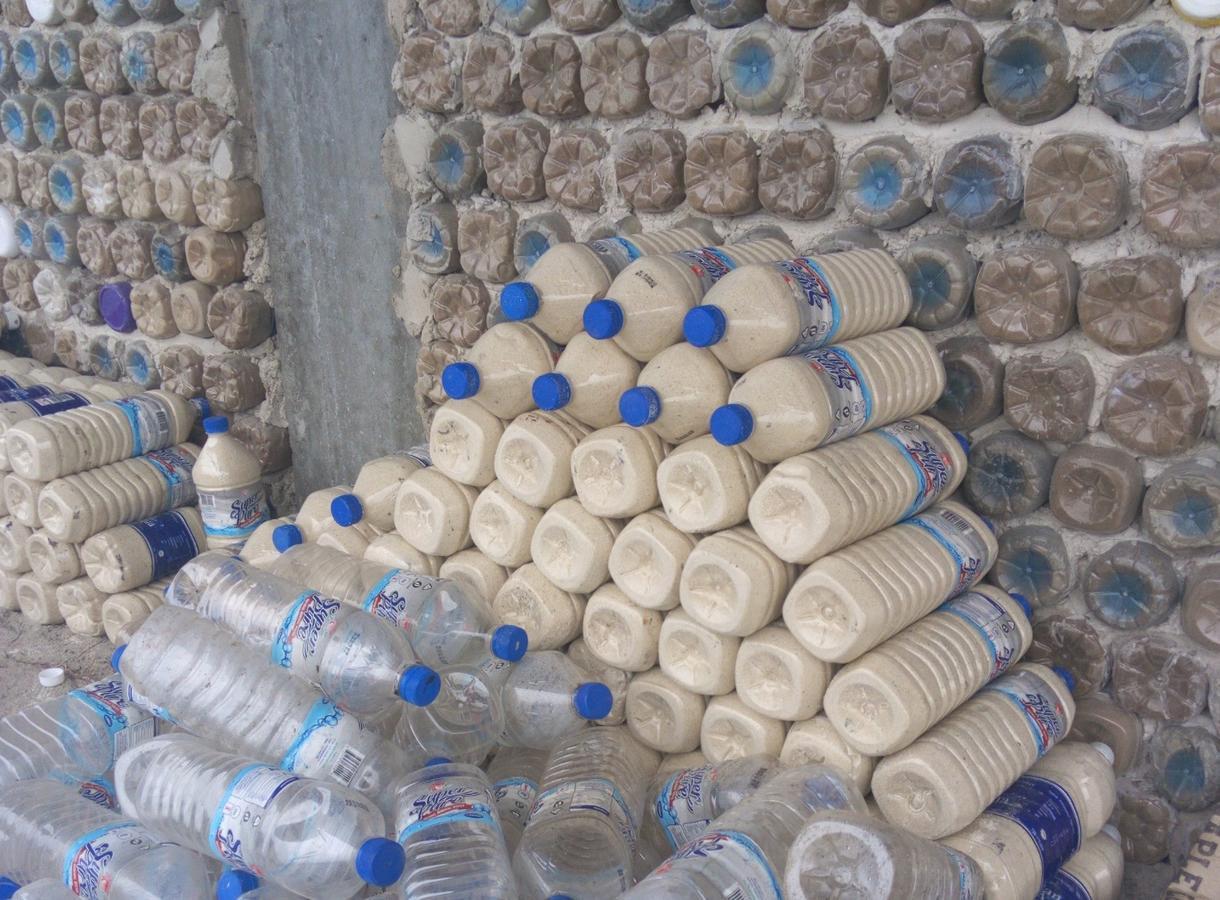 Habibis Bottle House Acomodação com café da manhã Nungwi Exterior foto